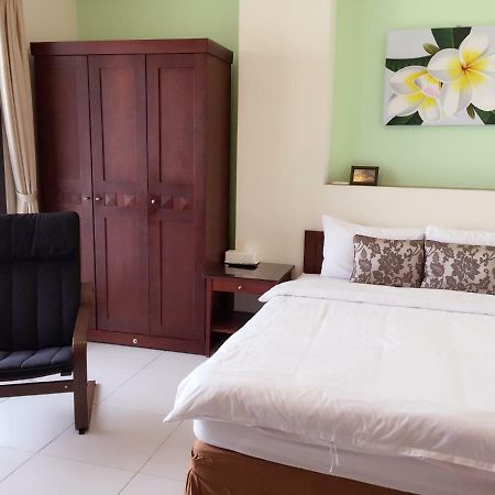 Corner No.56 Guest House Hengchun Old Town Exterior foto
